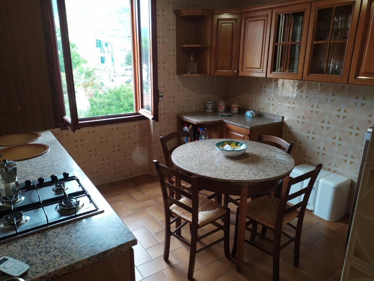 Apartamento La Finestra Sul Mare Vietri Exterior foto